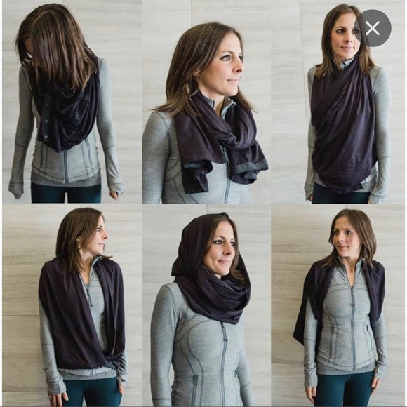 LULULEMON | Vinyasa Infinity Scarf Mint Green & Gray Striped - Picture 3 of 3